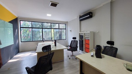 RUKO Lokasi Strategis cocok untuk Salon atau Kantor di Tebet, Jakarta Selatan