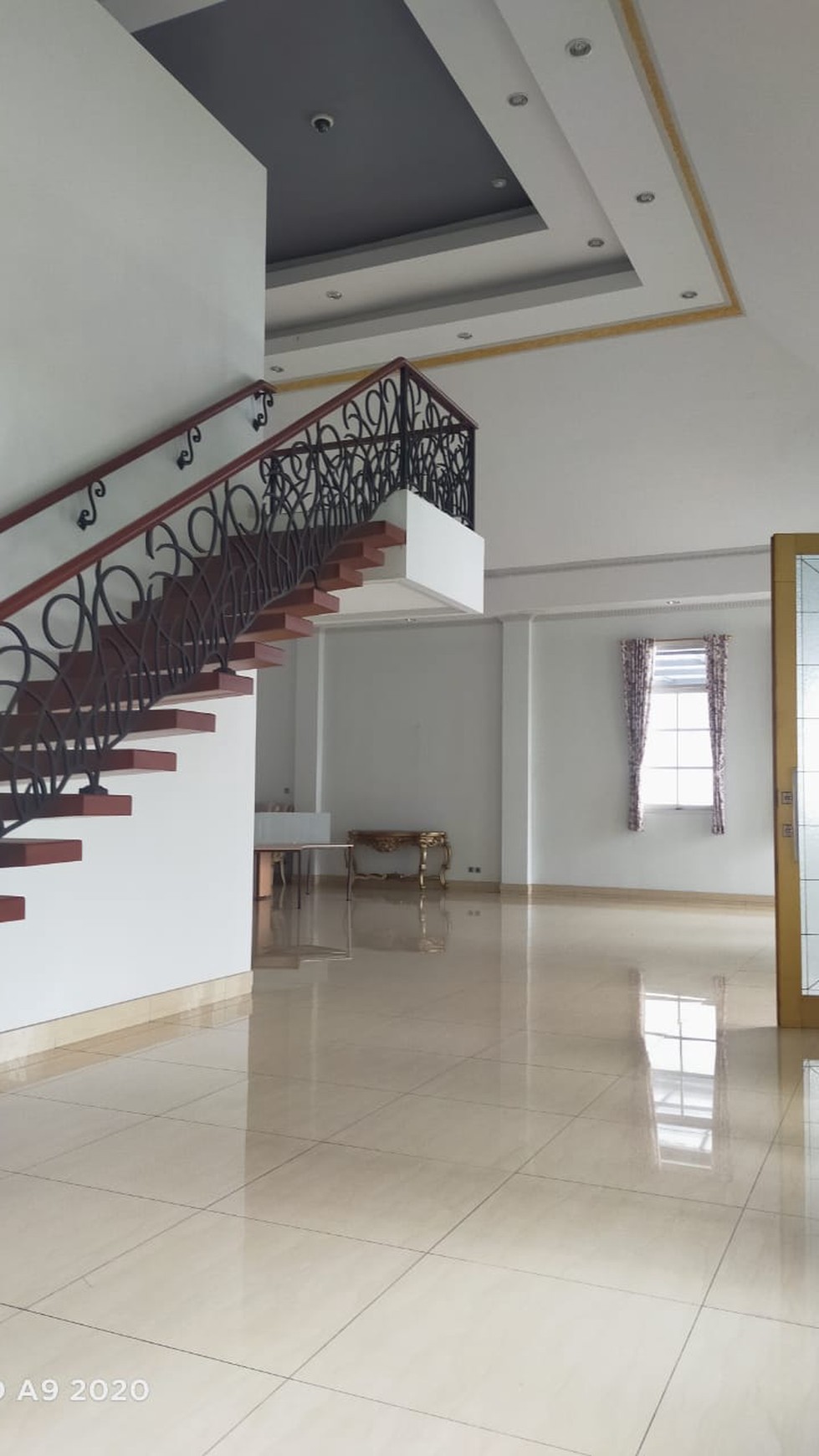 Dijual rumah mewah siap huni Jl Hj Kamang pondok labu jaksel