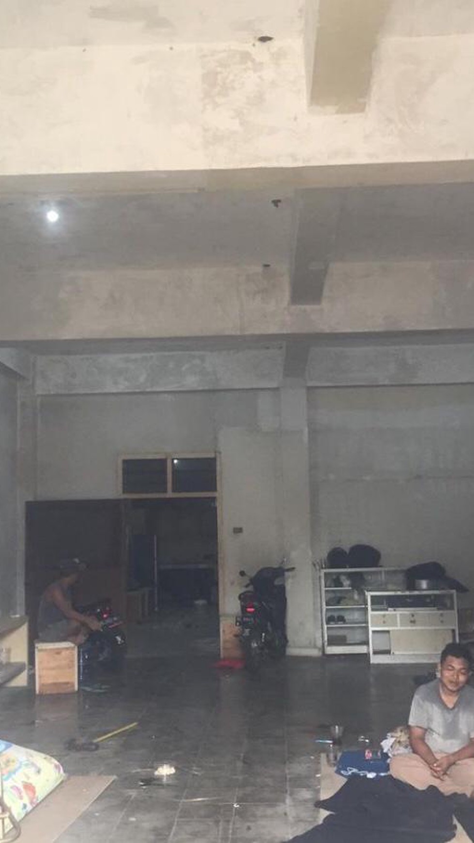 Ruko Murah 2 pintu plong 4,5 lantai Jalan KH Agus Salim dekat dengan Jl. RA Kartini