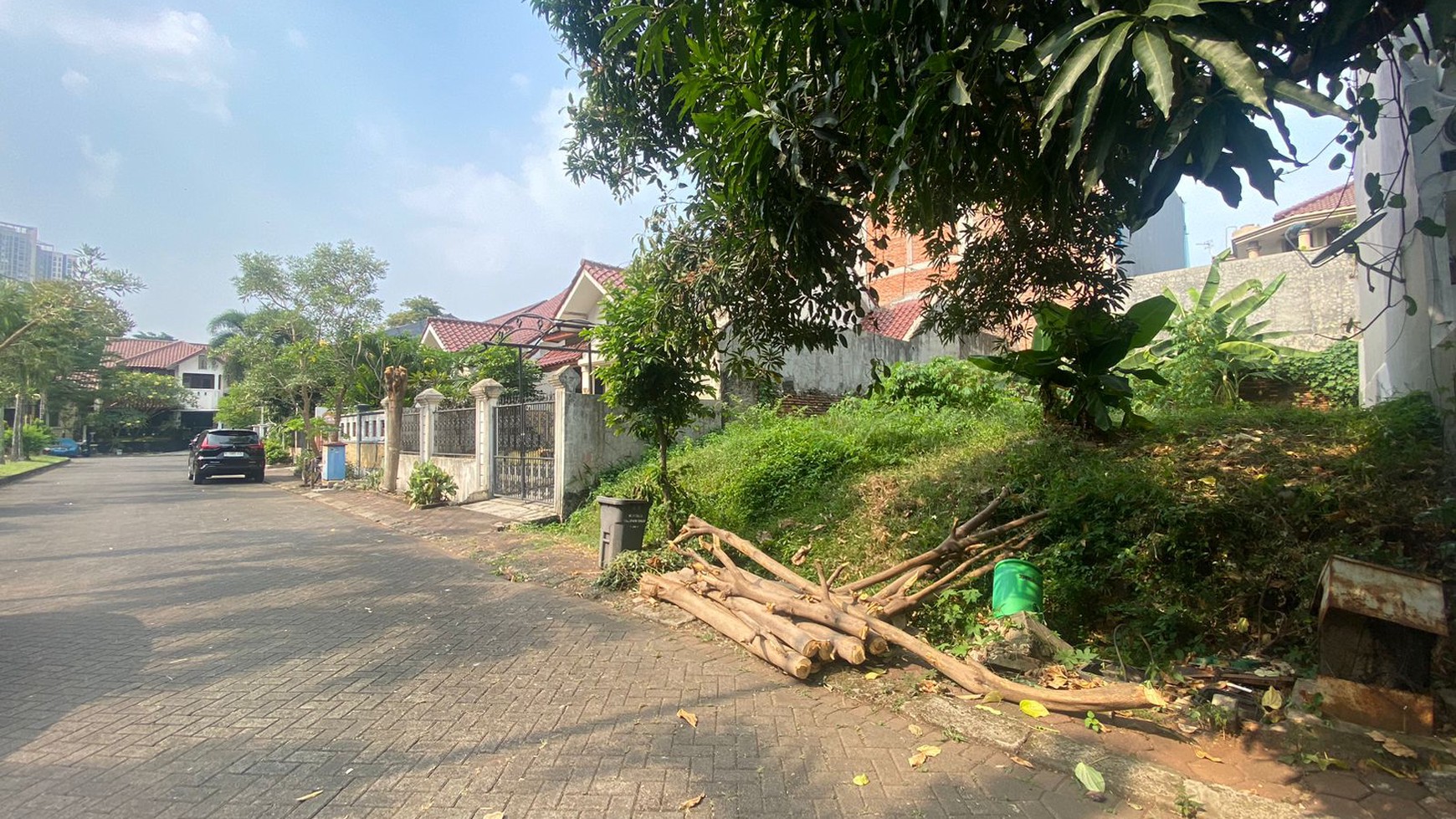 TANAH KAVLING DALAM CLUSTER DI RAFFLES HILLS CIBUBUR