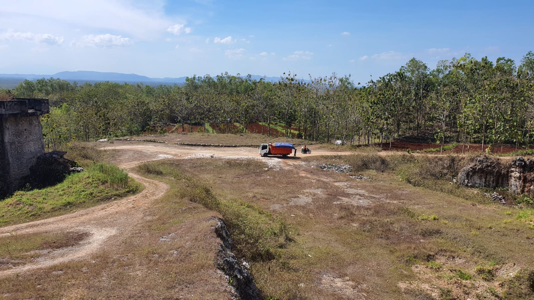 Tanah Luas 15.030 Meter Persegi Dekat Kawasan Wisata Pantai Baron Gunung Kidul 