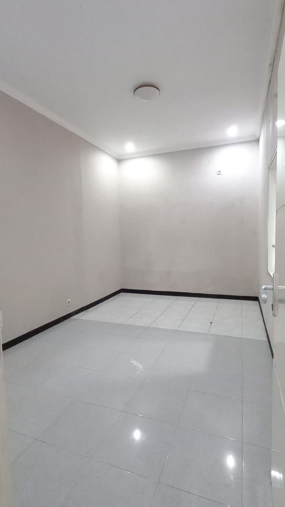 1744. Dijual Rumah Delta Mandala 2, Juanda Semambung  