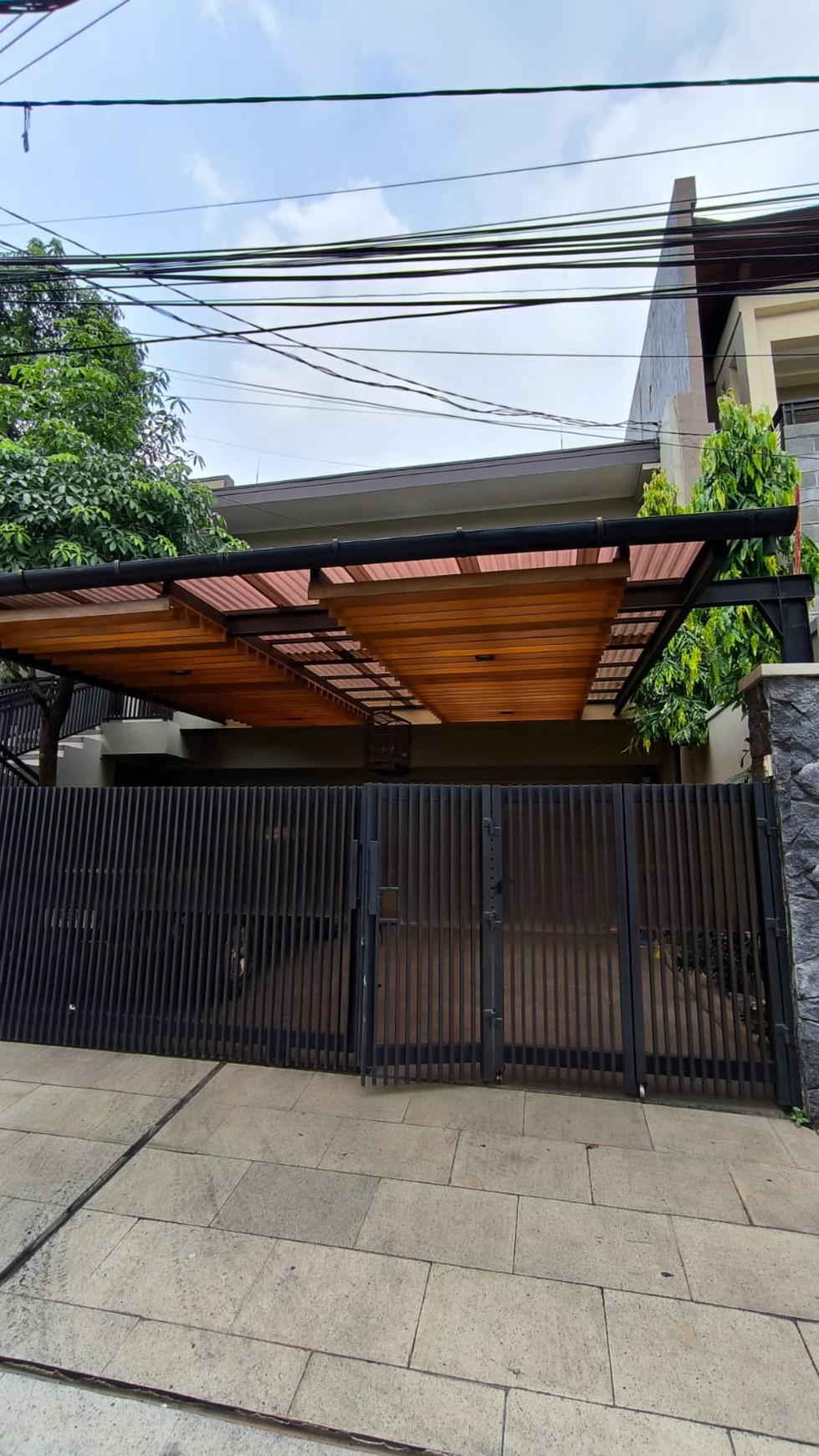 RUMAH DIJUAL JALAN CINIRU KEBAYORAN BARU JAKARTA SELATAN