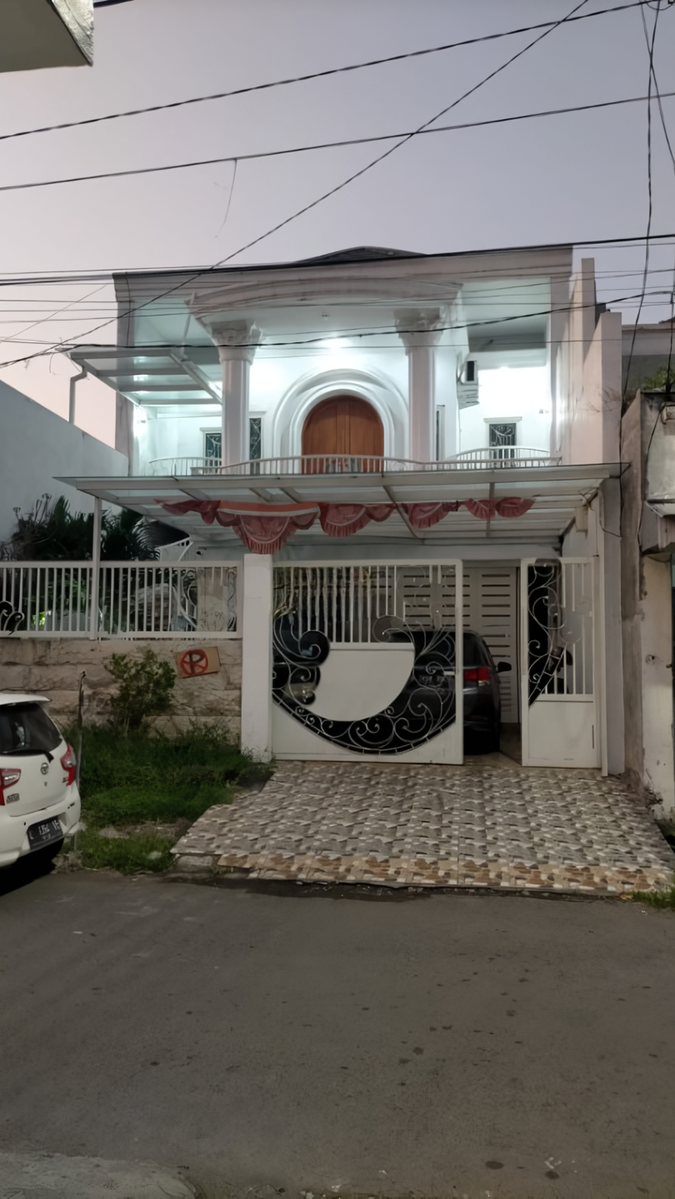 Dijual Rumah Jl. Petemon Surabaya Timur