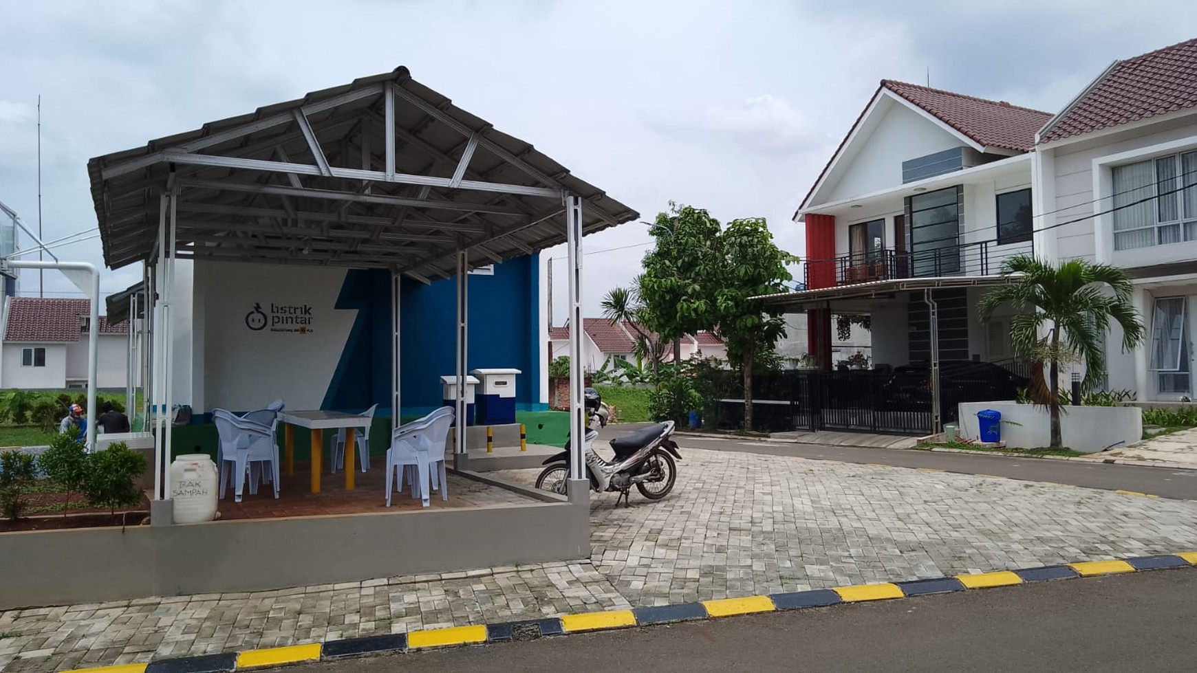 BUB Amalfi Hook dipusat bisnis & kuliner Gading Serpong