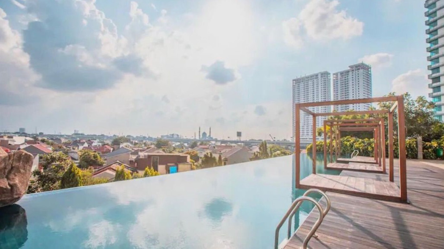 Apartemen Asri lantai 38 di Kalimalang, Bekasi