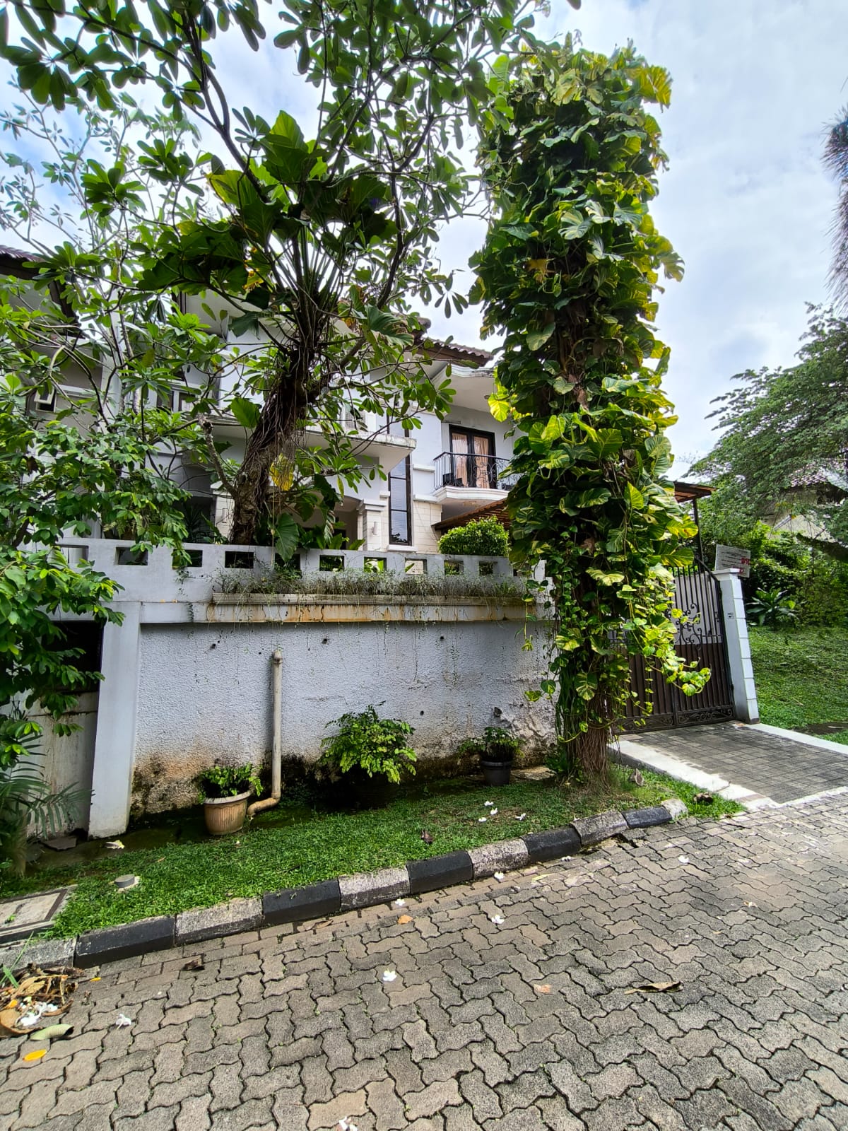 RUMAH DIJUAL VILLA CINERE MAS TANGERANG SELATAN