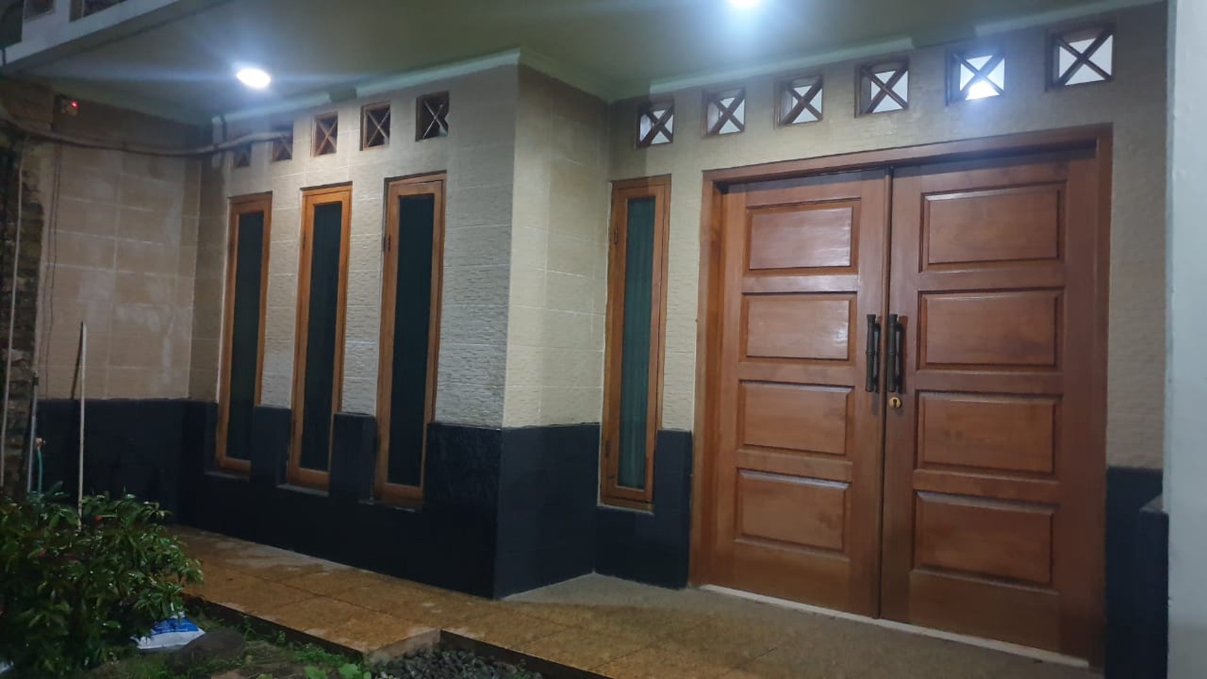 Rumah 2 Lantai Siap Huni dalam Perumahan dan Strategis @Ciputat