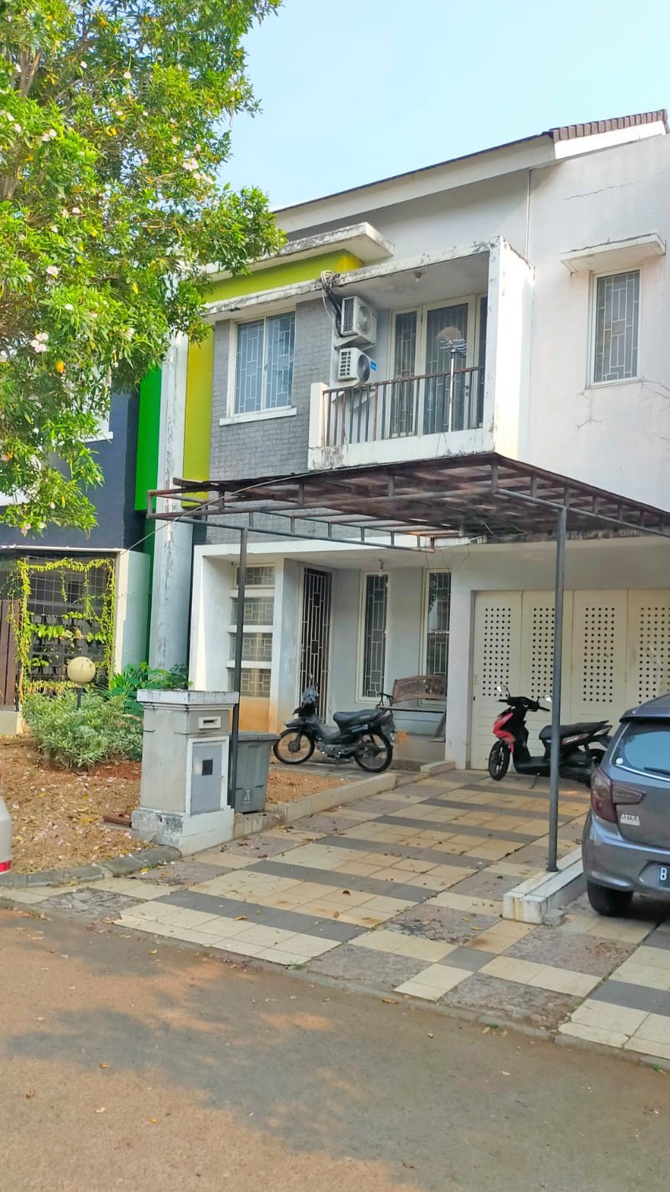 Rumah 2 lantai di Pondok Hijau Golf, Turquoise Gading Serpong