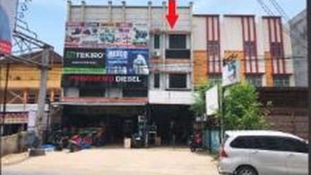Ruko 3 lantai di jalan Jendral Sudirman Pringsewu Selatan, Tanggamus (Lampung)