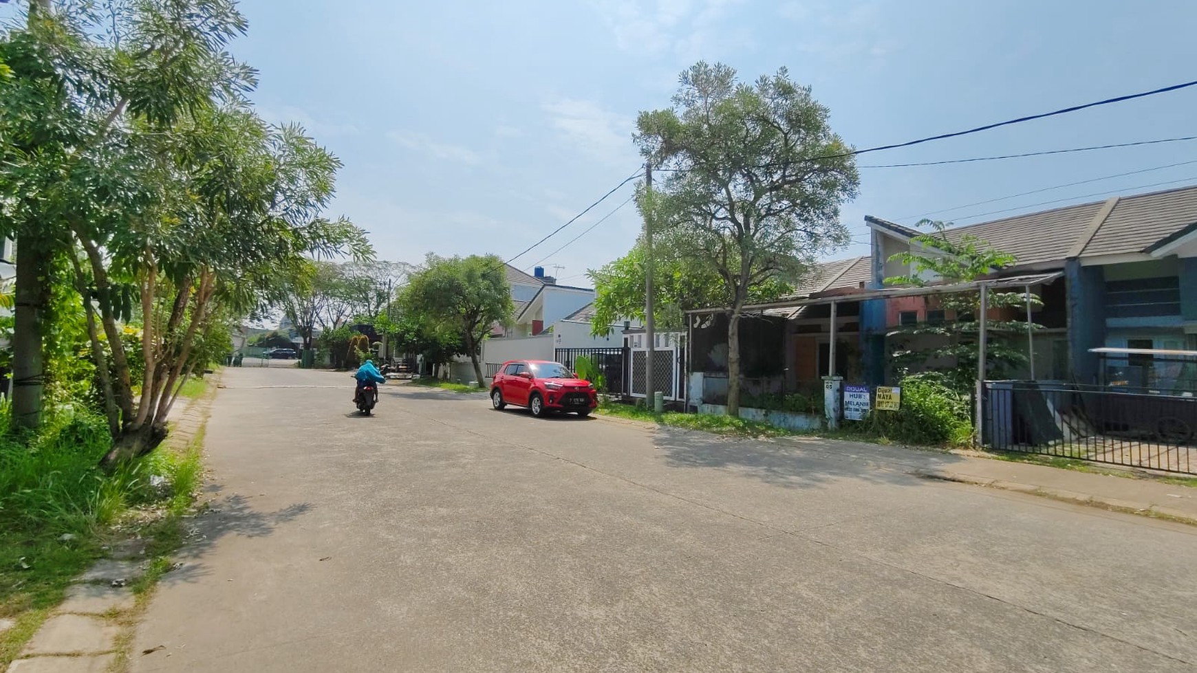 Rumah Harvest City dekat akses pintu masuk