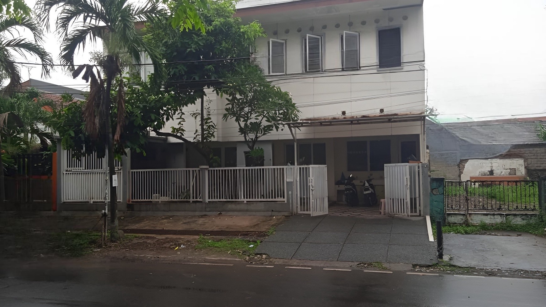 For Sale Rumah Nyaman di Cempaka Putih