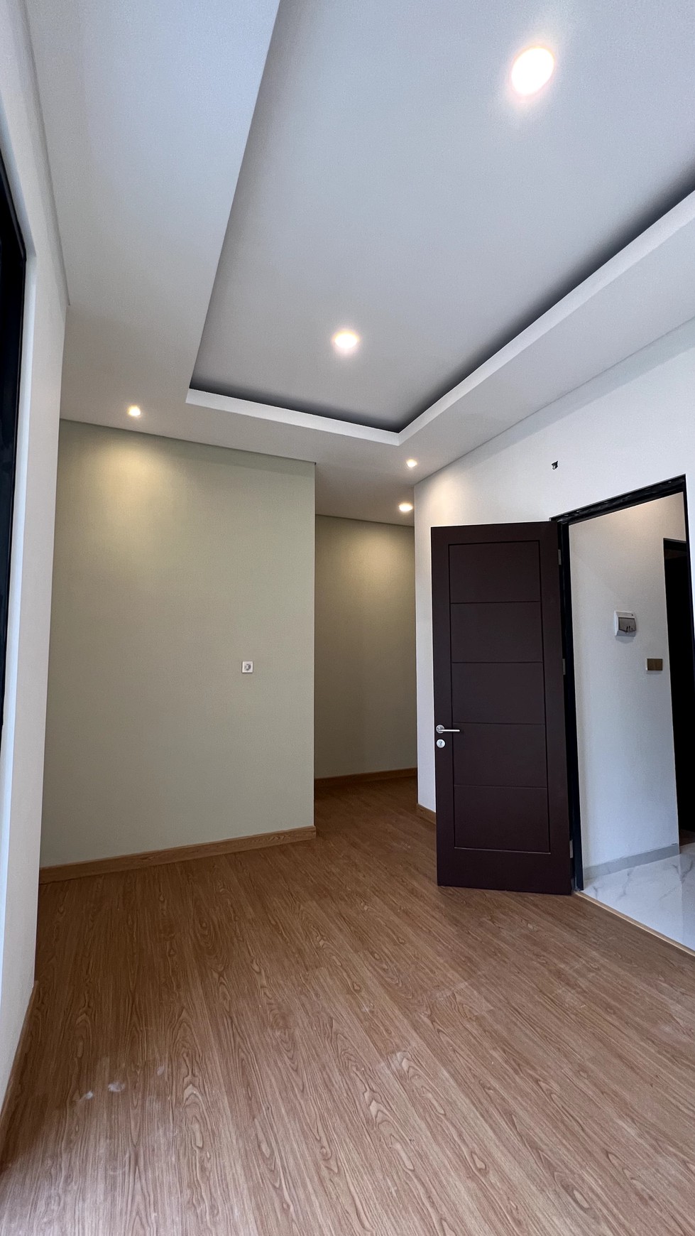 Dijual Rumah area Villa Bukit Mas - Raya Dukuh Kupang Timur - New Baru - Dekat Ciputra World Mall, Akses TOL Satelit, Villa Bukit Mas