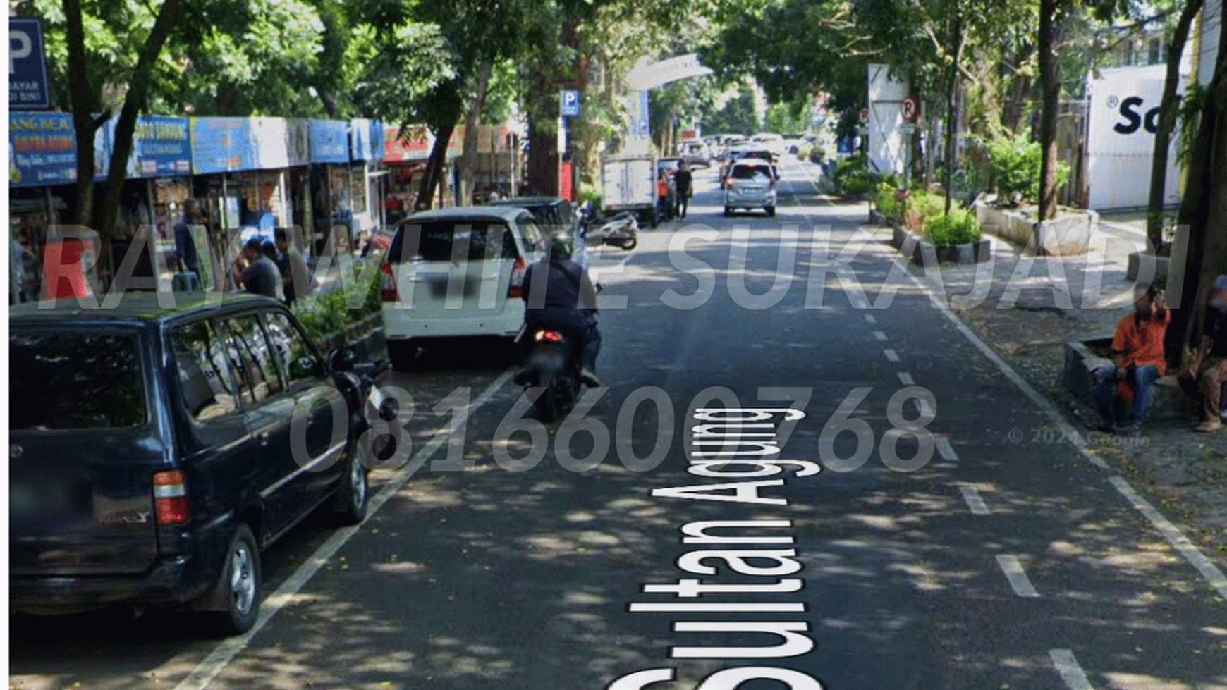 Ruang usaha Hitung Tanah di Jalan Sultan Agung Main road