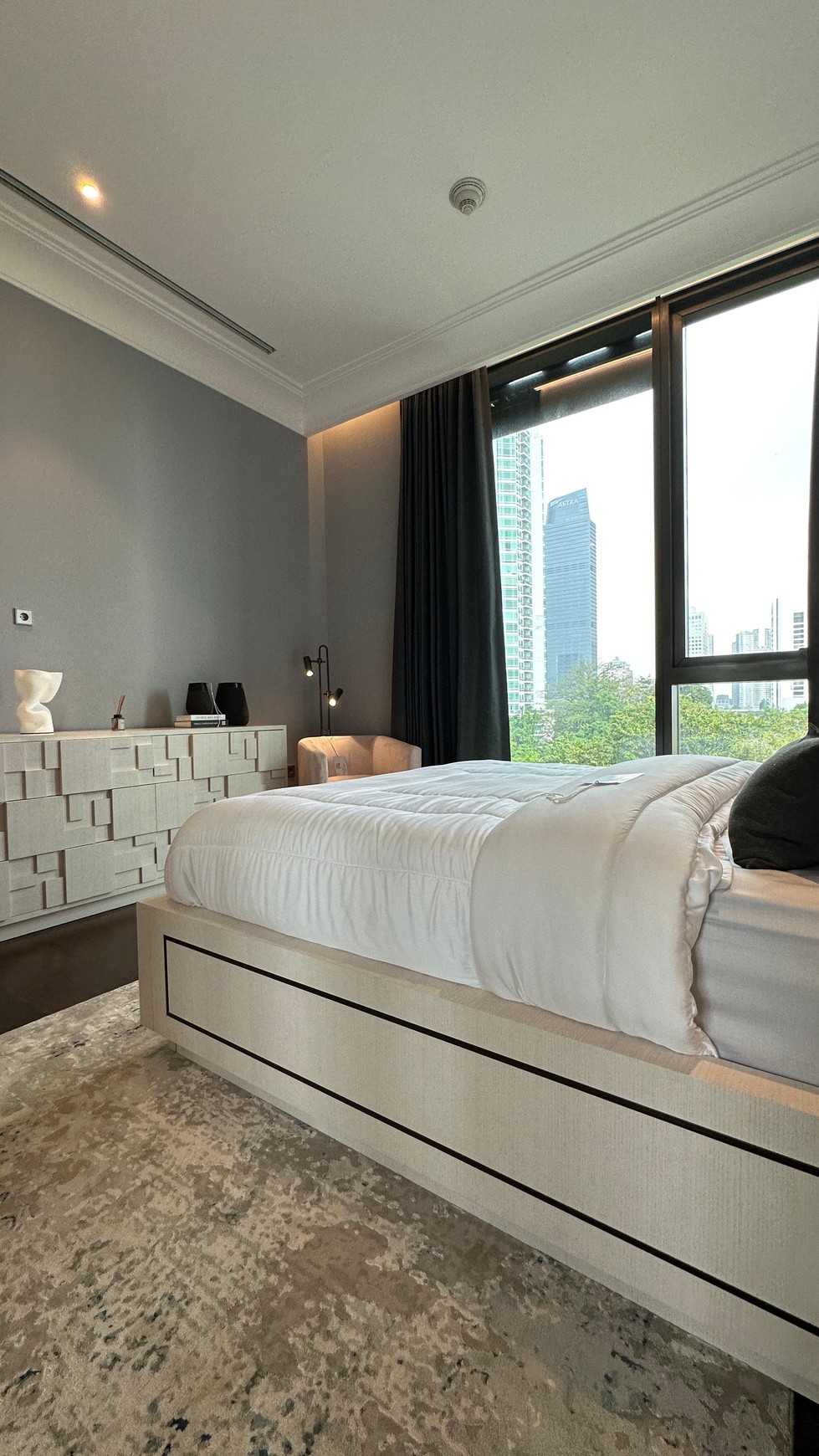 Dijual Apartemen St.Regis Kuningan