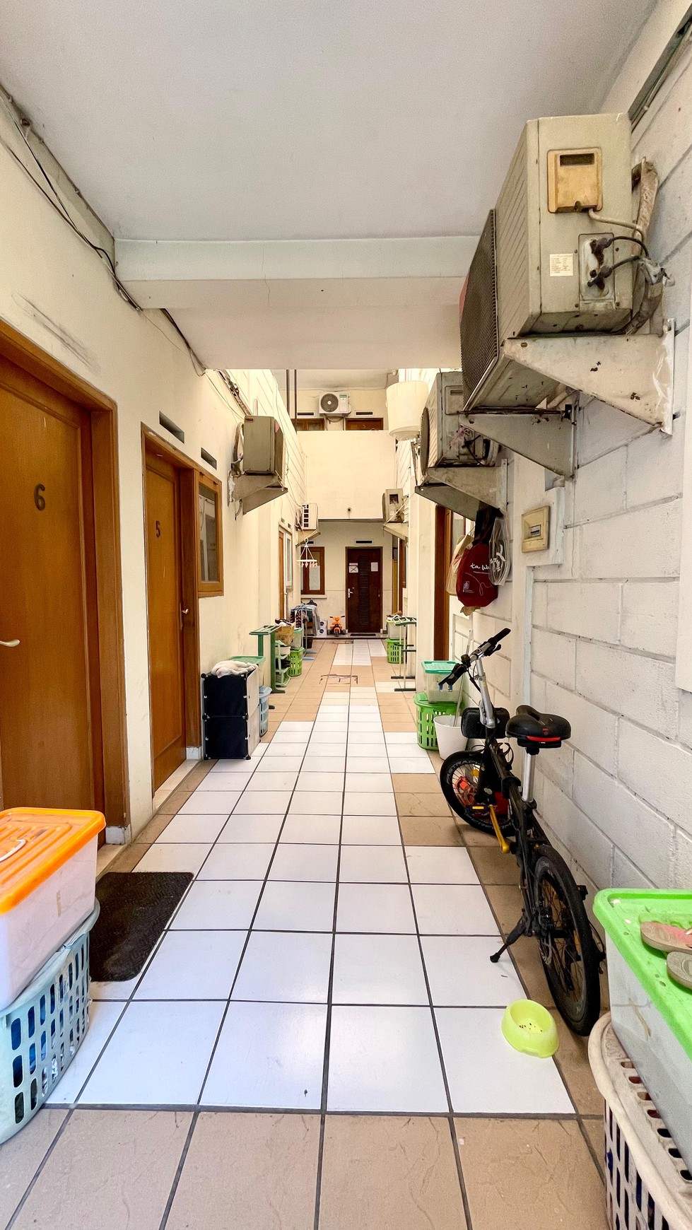 Rumah Hitung Tanah Area Cipete