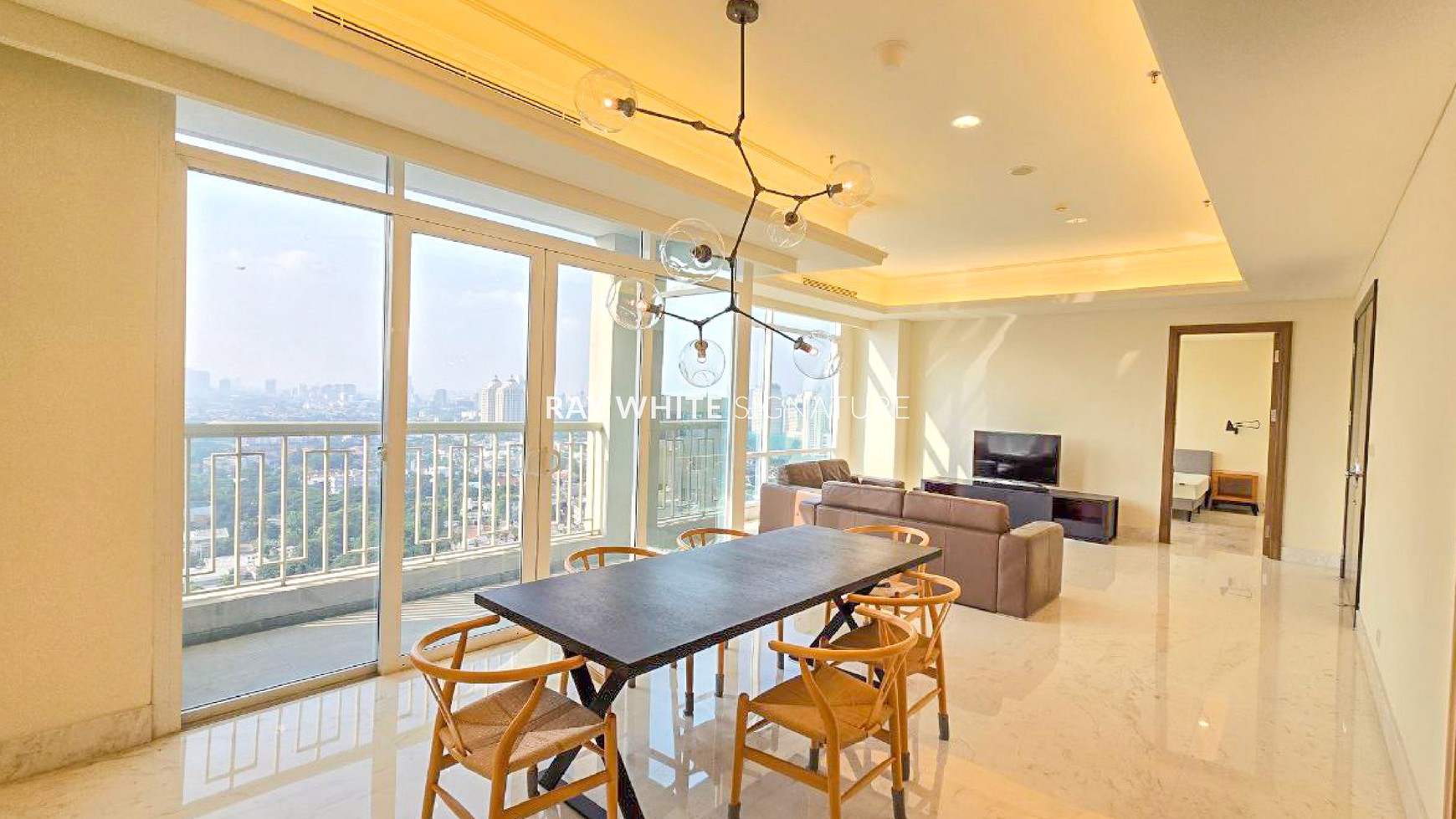 Rumah Hitung Tanah Area Cipete