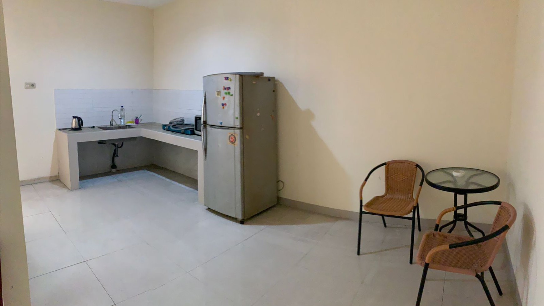 Rumah Hitung Tanah Area Cipete