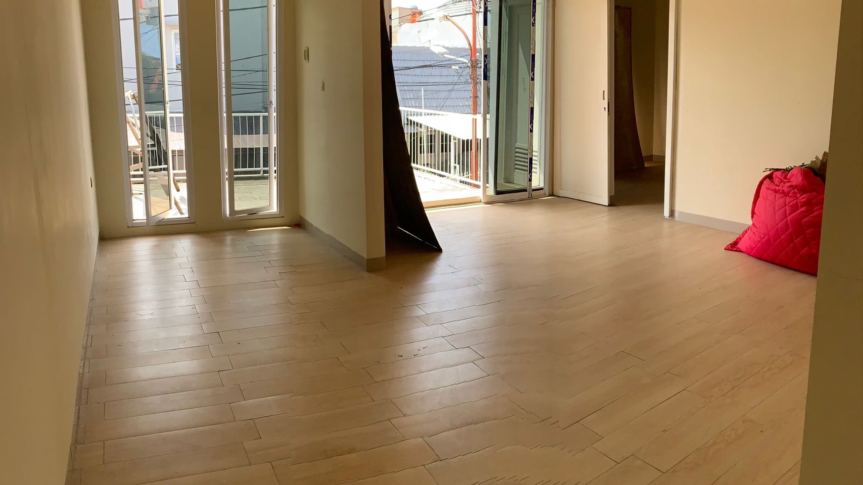 Rumah Hitung Tanah Area Cipete