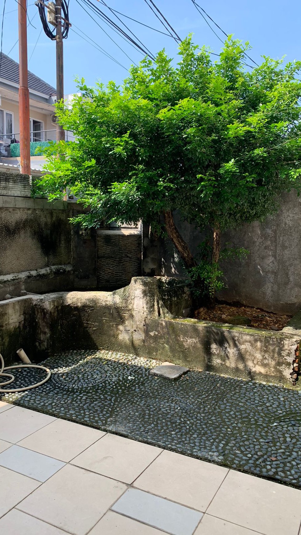 Rumah Hitung Tanah Area Cipete