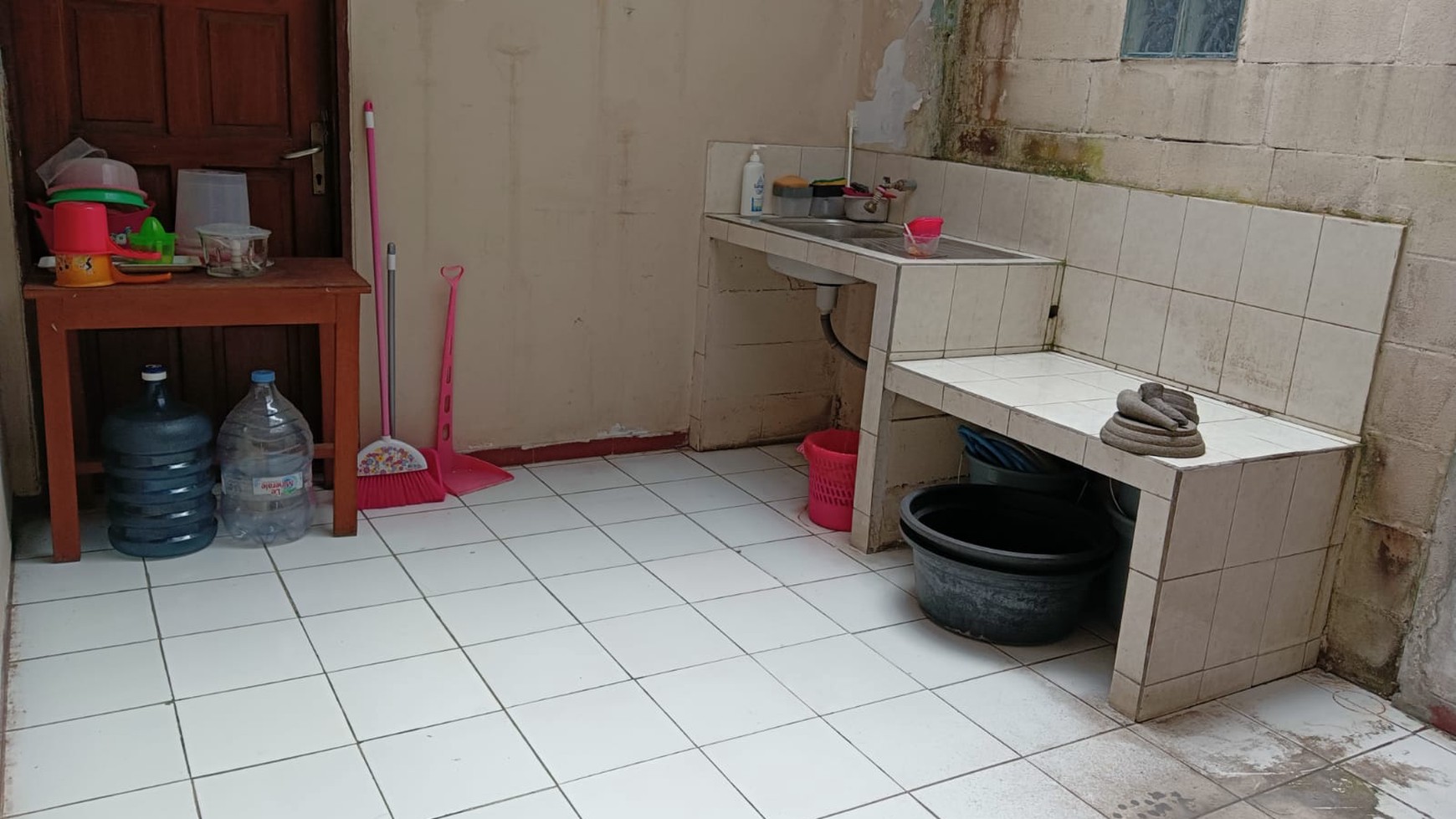 Rumah Hitung Tanah Area Cipete