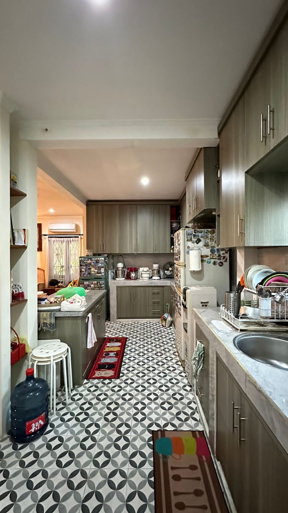 Rumah Hitung Tanah Area Cipete