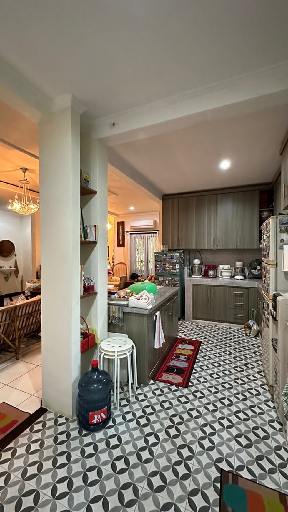 Rumah Hitung Tanah Area Cipete