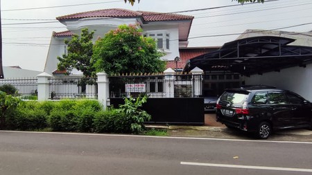 Rumah Luas Mewah Di Pesanggarahan 