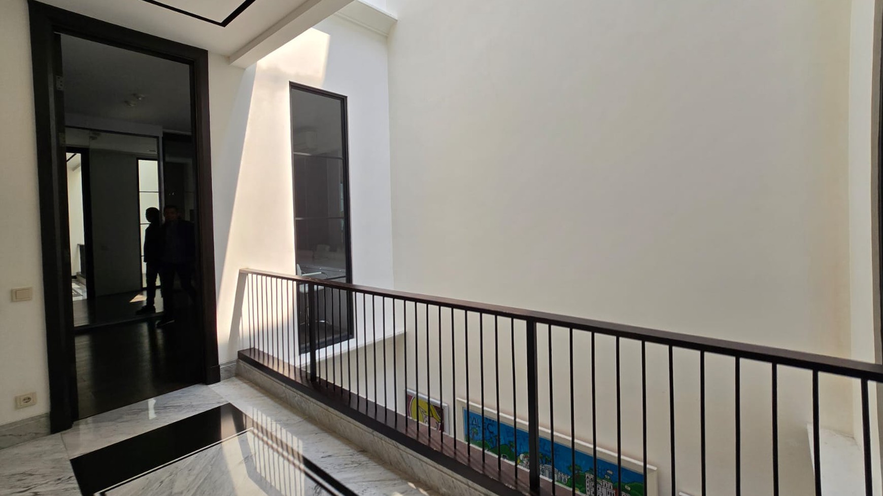 Rumah Bagus Siap Huni Fully Furnished di Kemang Utara Heritage, Jakarta Selatan 