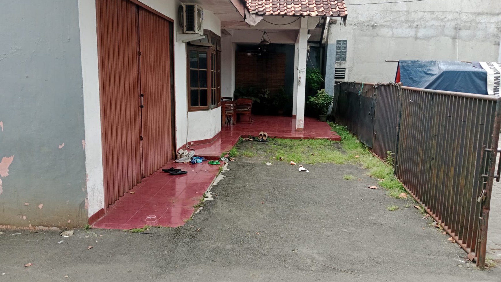 Dijual Cepat ! Tanah Pinggir jalan . Perigi .Kota Tanggerang Selatan