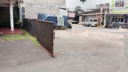 Tanah Pinggir jalan . Perigi .Kota Tanggerang Selatan