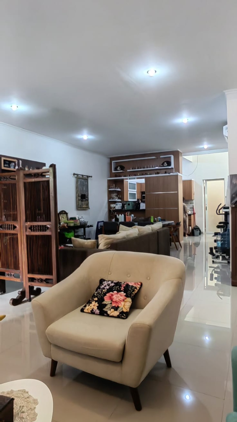 Di Jual Rumah Tinggal Jalan Palem Bintaro