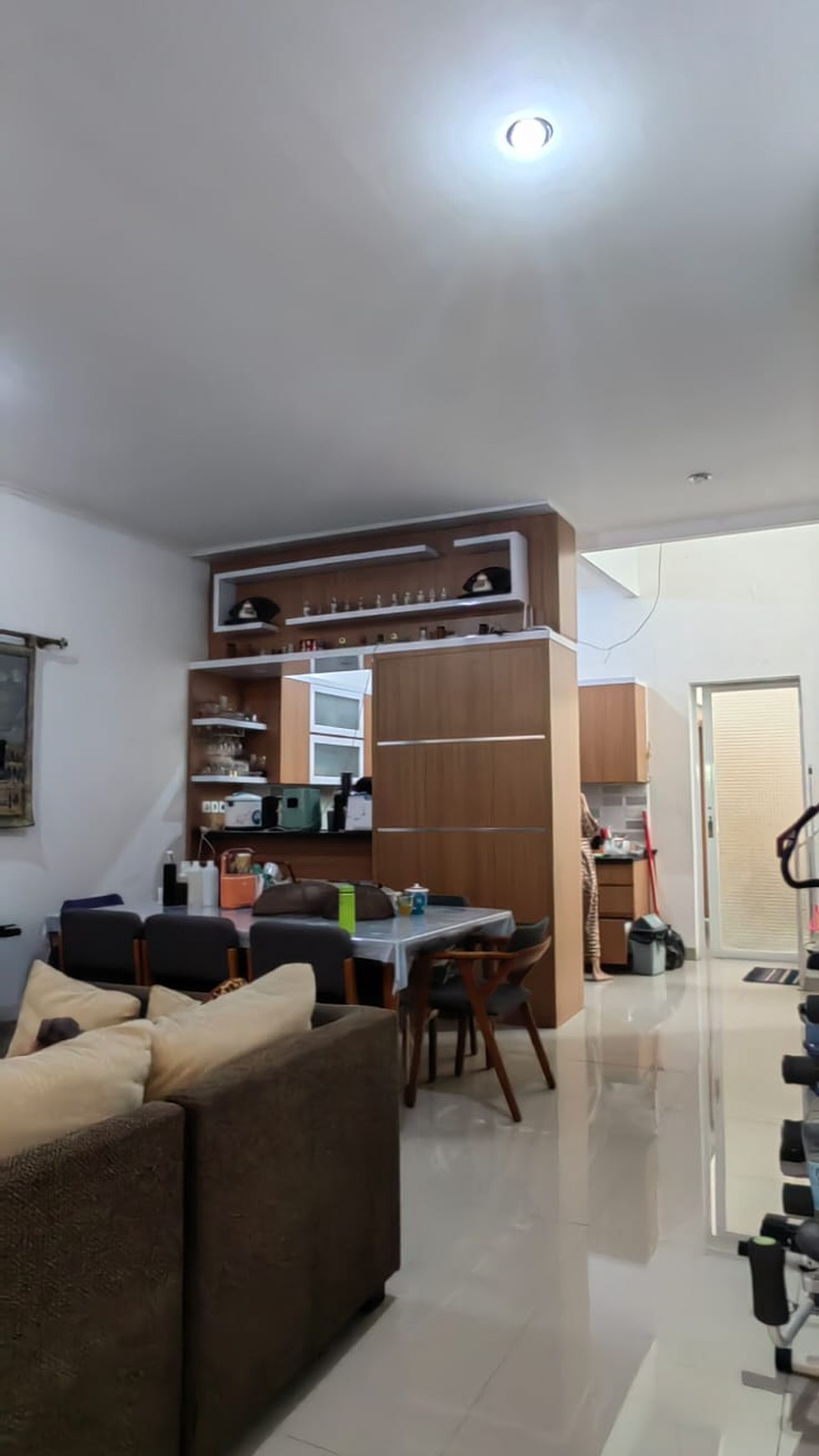 Di Jual Rumah Tinggal Jalan Palem Bintaro