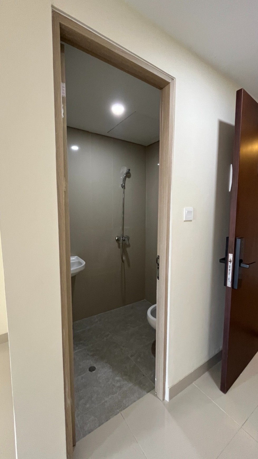 Dijual Apartemen Grand Dharmahusada Lagoon Tipe 1 Bedroom Baru Kosongan dekat ITS, Pakuwon City Mall