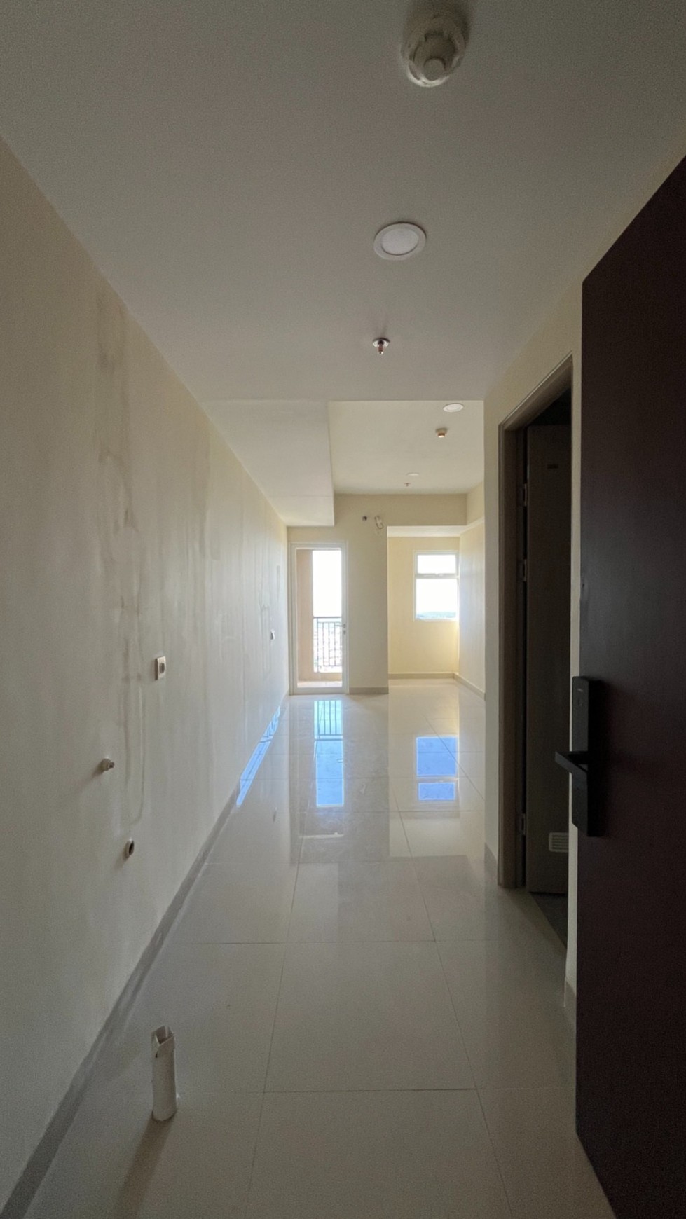 Dijual Apartemen Grand Dharmahusada Lagoon Tipe 1 Bedroom Baru Kosongan dekat ITS, Pakuwon City Mall