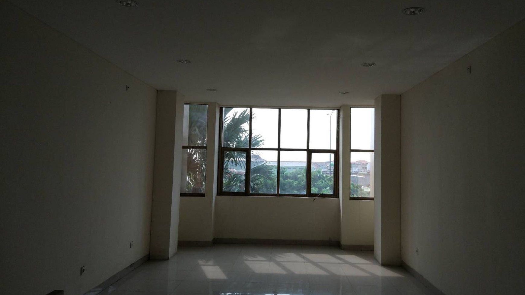 Dijual Ruko Gandeng 4 di Ruko Golf Lake, Green Lake -  Jakarta Barat