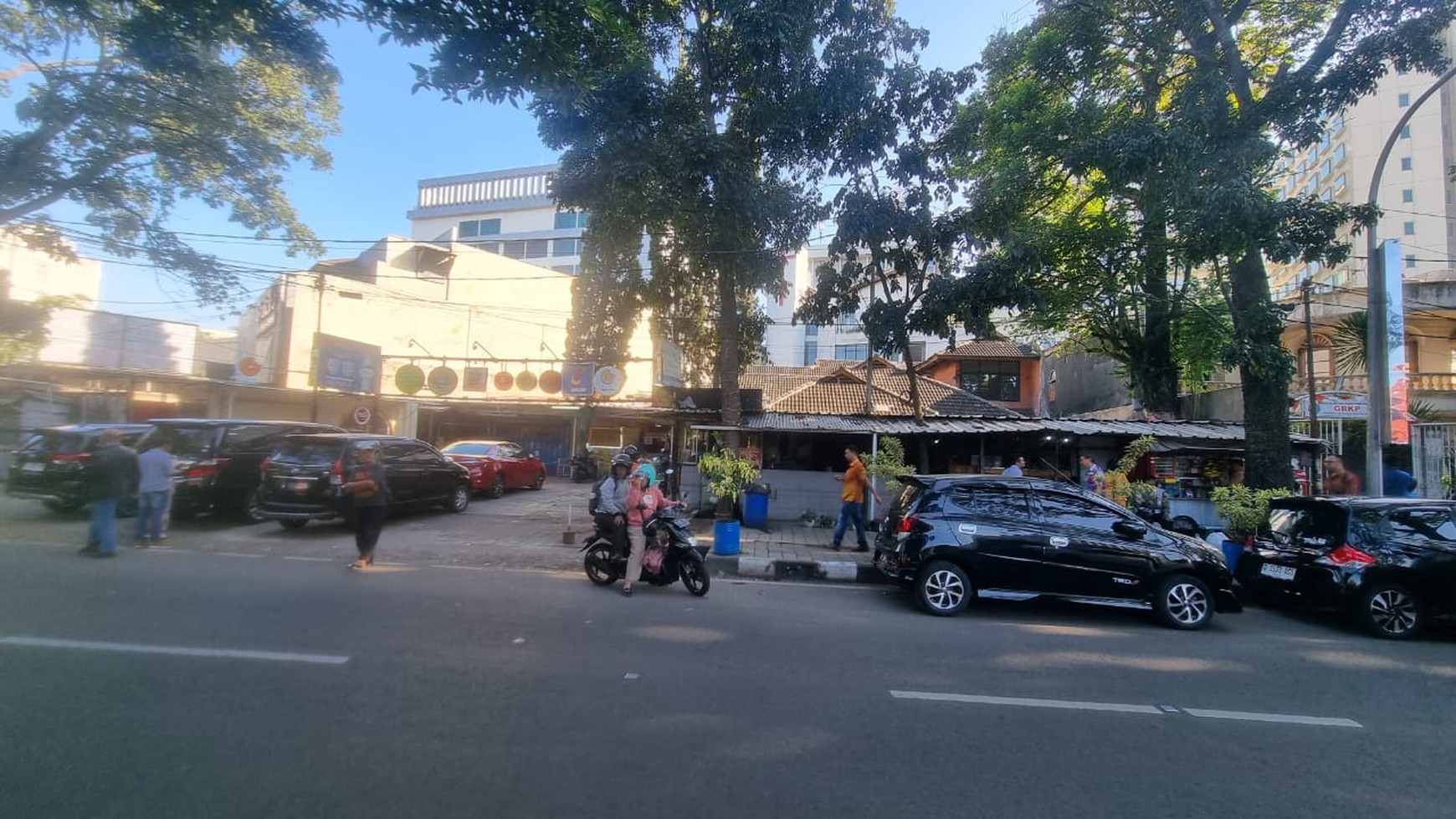 Kavling di Pinggir Jalan Utama, Lokasi Premium di Jl. Lombok, Bandung, Jawa Barat