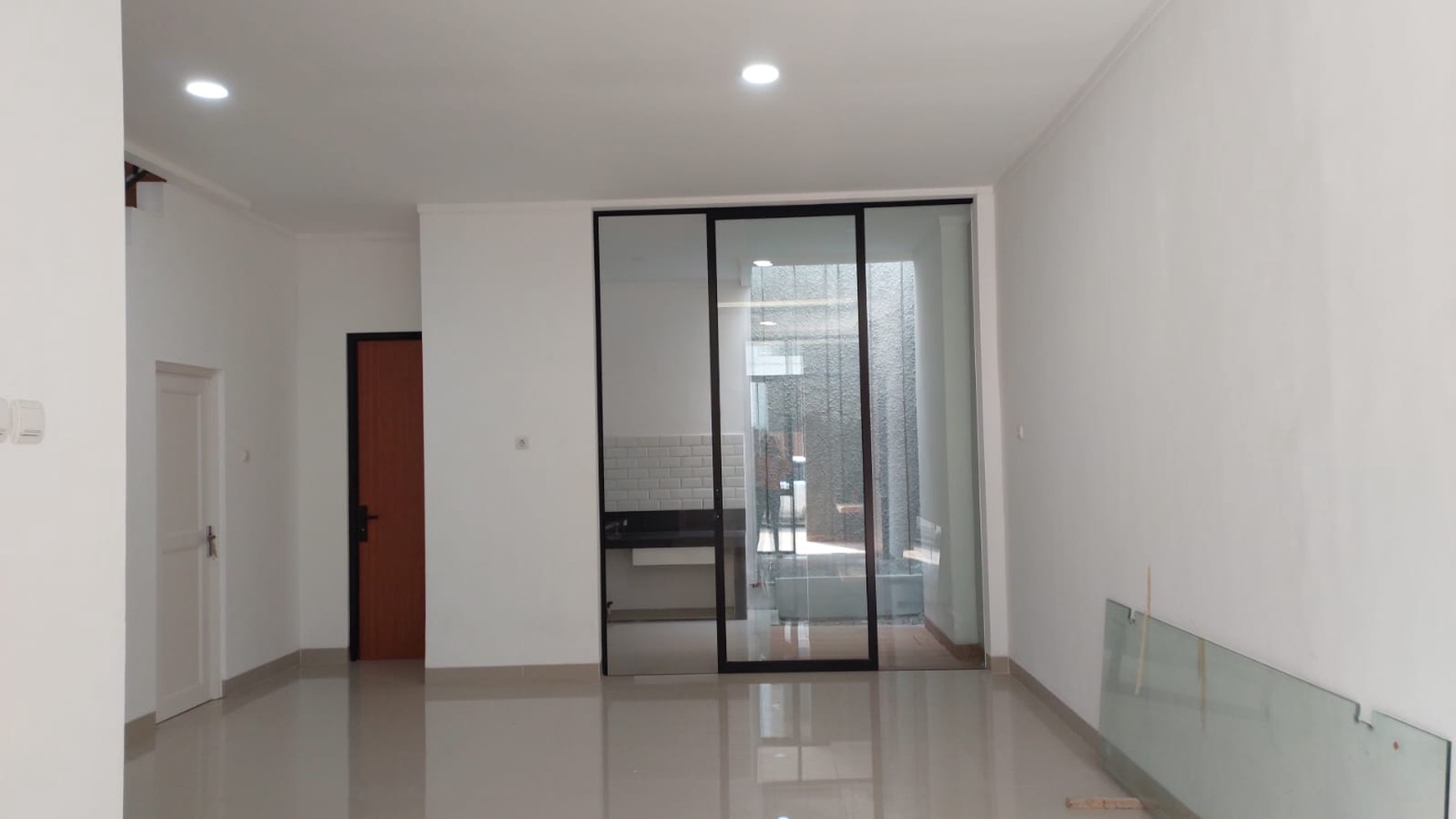 RUMAH BARU MODERN MINIMALIS DI REGENCY MELATI MAS BSD CITY