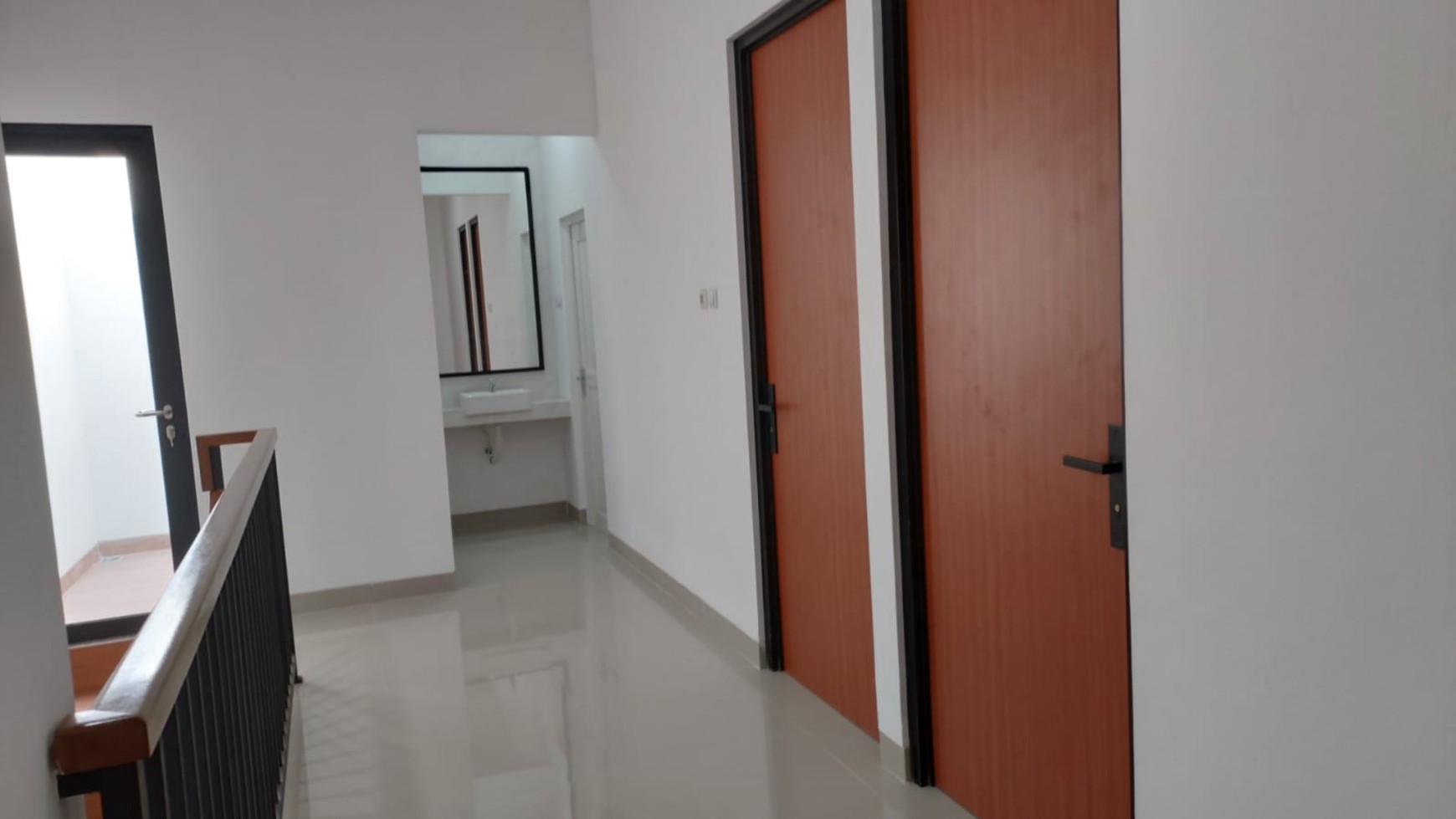 RUMAH BARU MODERN MINIMALIS DI REGENCY MELATI MAS BSD CITY