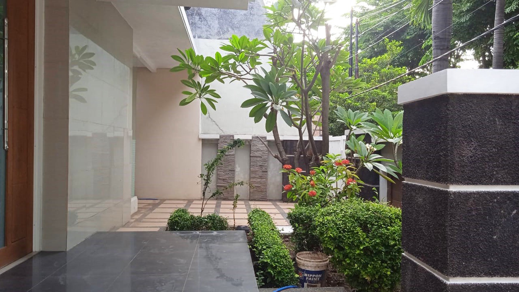 Rumah Hitung Tanah Area Cipete