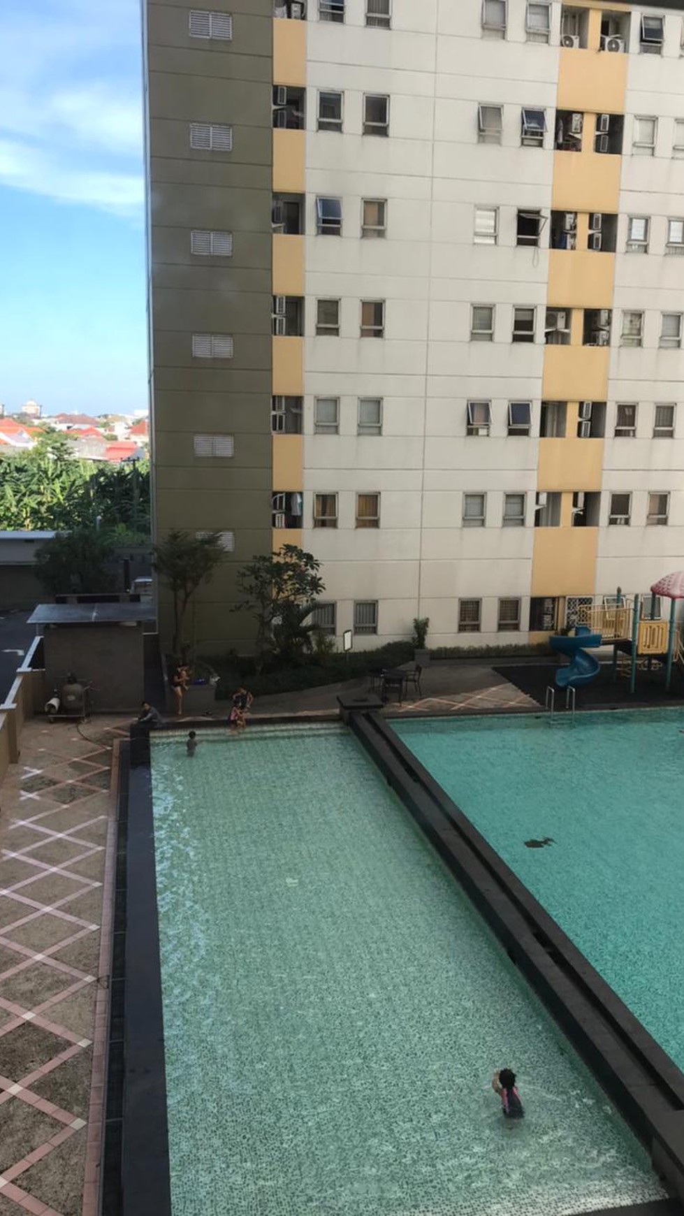 Rumah Hitung Tanah Area Cipete