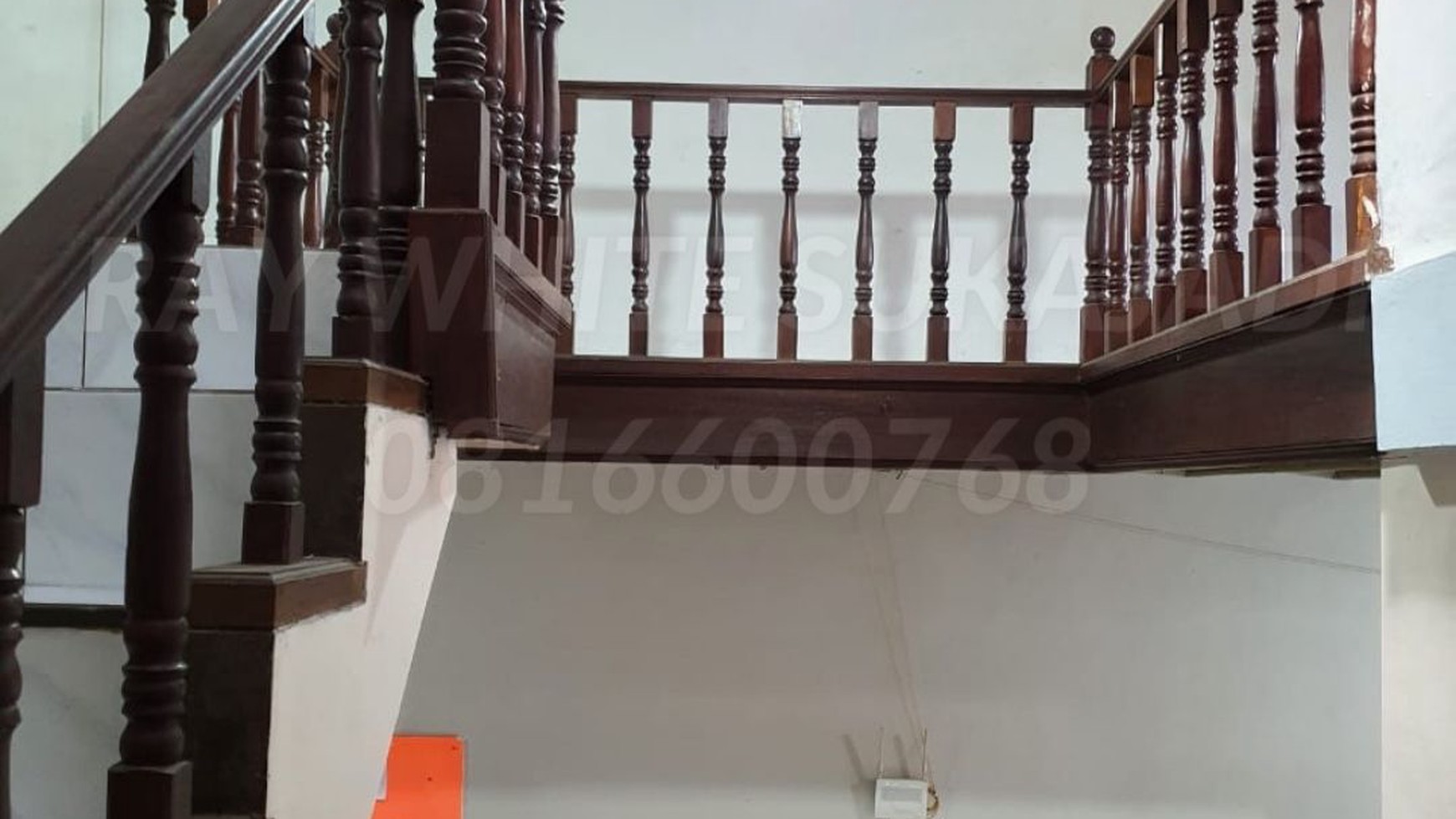 Dijual Rumah Tinggal di Sarijadi