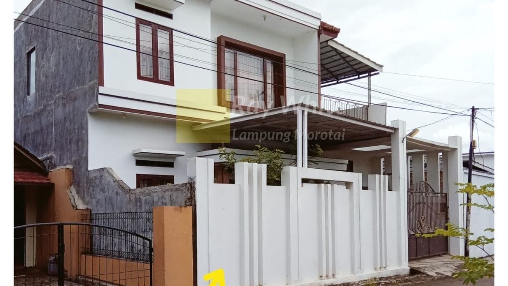 Rumah dua lantai di Labuhan Ratu Kedaton Bandarlampung