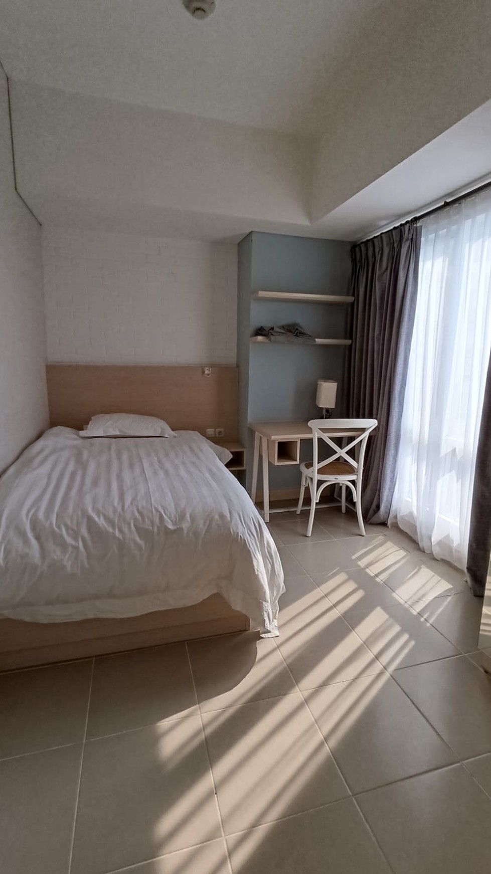 Dijual 1 unit kamar Apartment Altiz Bintaro Jaya 