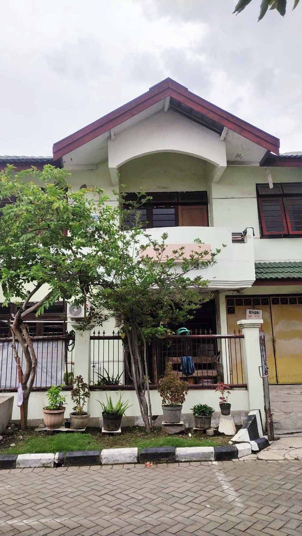 Rumah di Siwalankerto Permai Surabaya Selatan, 10 Kamar, Cocok untuk usaha Kos - kosan, dekat kampus PETRA