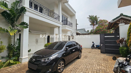 Dijual Rumah Lama Layak Huni di Jalan Ramai Lebak Bulus IV