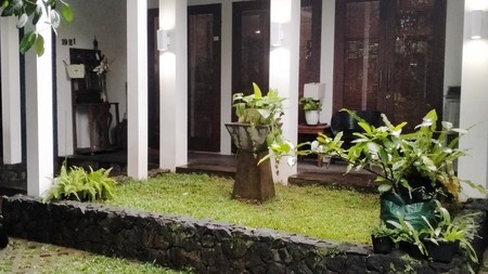 Rumah Bagus Di Jl Flamboyan Raya Ciputat Tangerang Selatan