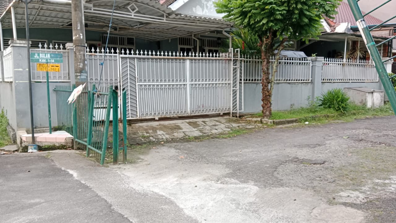 Rumah hook Mekarsari Permai siap huni