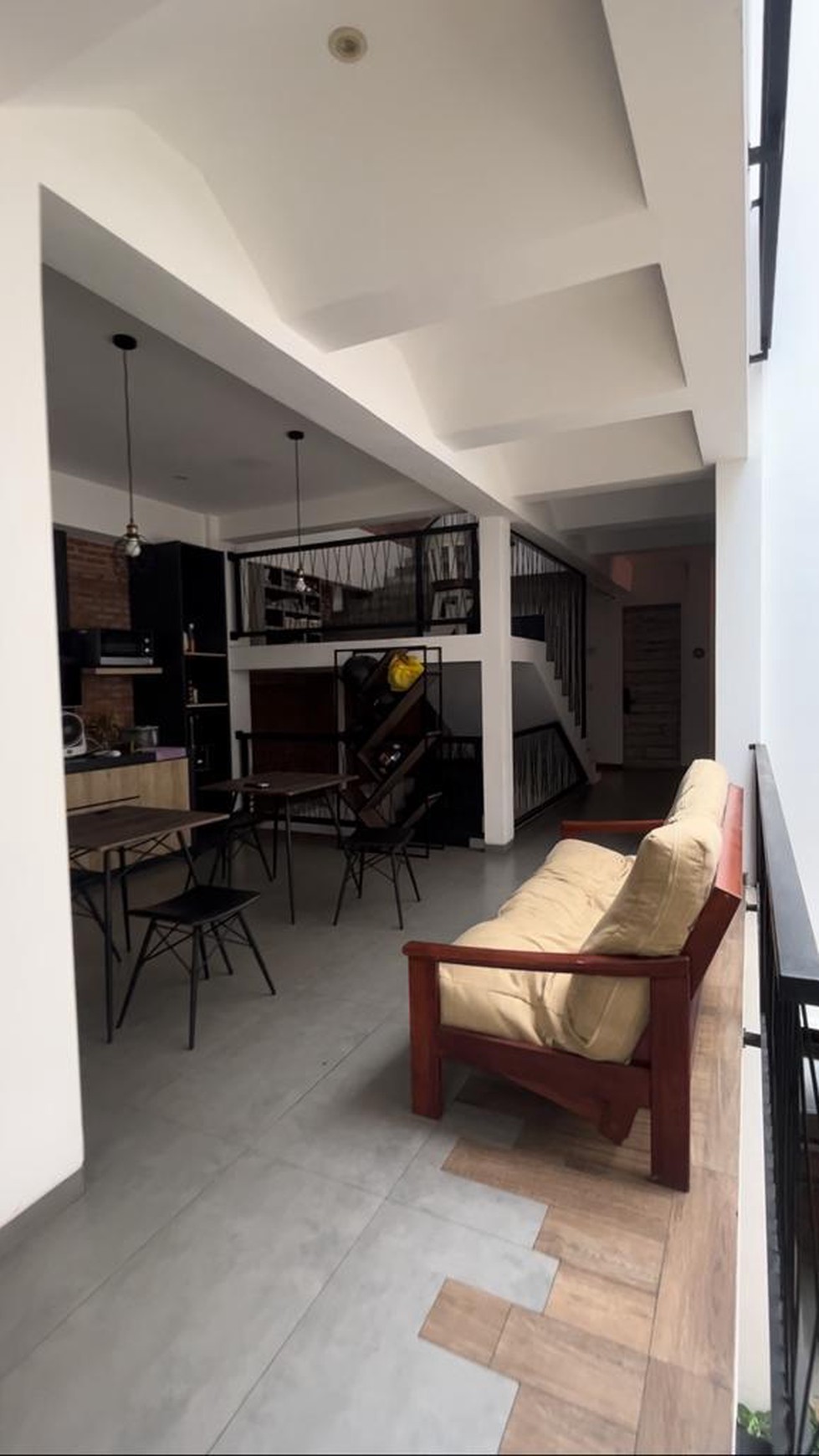 Rumah Kost 24 Kamar di Jl. H. Nawi, Kebayoran Baru, Jakarta Selatan