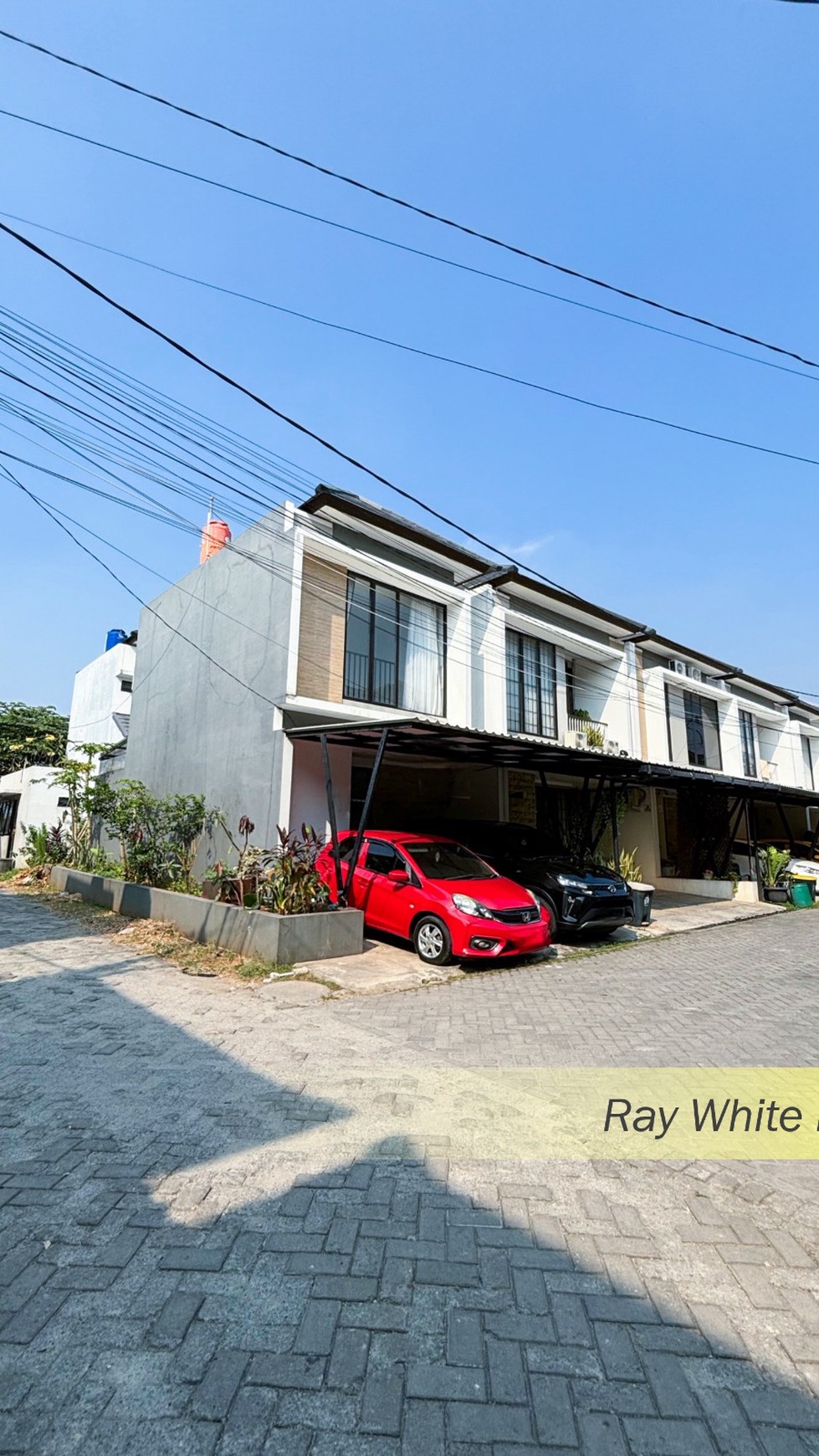 RUMAH HOOK MINIMALIS SIAP HUNI DI BINTARO, TANGERANG SELATAN #CH